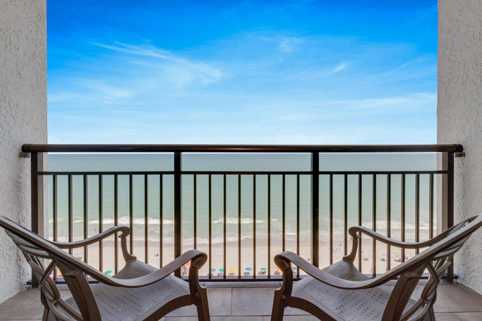 Oceanview Studio Escape With Beach Steps Away! 1828 Myrtle Beach Exterior photo